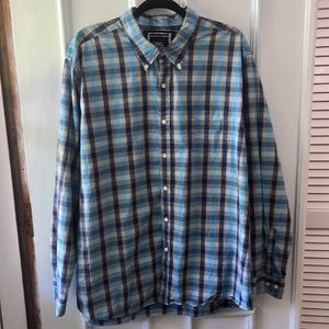 Tailored Fit Plaid Long Sleeve Button Down